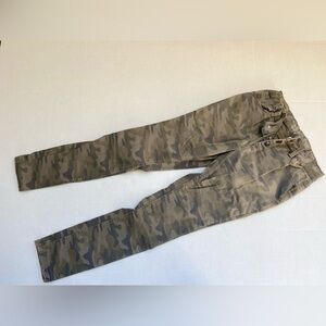 Girls Camo Pant
